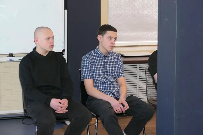 Учащиеся 8 в класса